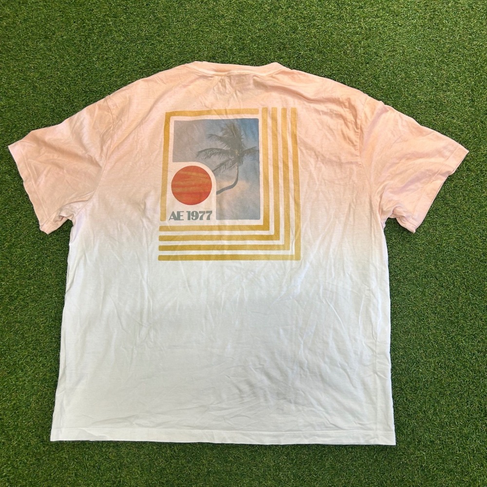American Eagle Mens XL Peach White Ombre Graphic T-Shirt AE 1977 Palm Tree Retro